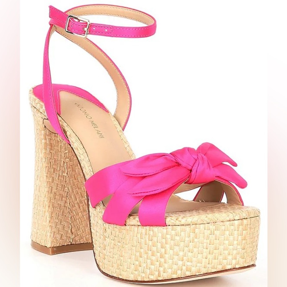 Antonio Melani
NWOB Bindi Satin Bow Platform Raffia Heel